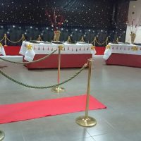 Zona de bienvenida para evento elegante